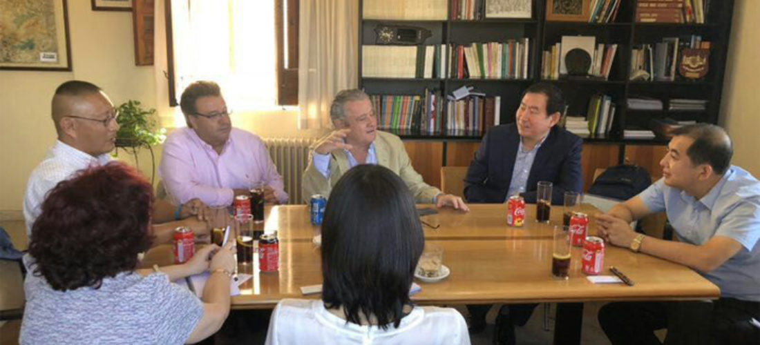 Acuerdo de colaboración entre la International Business and Economics University (UIBE) de Pekín y la Fundación Ortega-Marañón