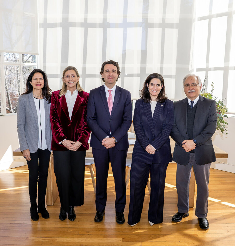 La Fundación Ortega-Marañón, Fenin y la Fundación Fenin impulsan la Cátedra “Tecnología y Salud” para abordar los retos de la medicina del siglo XXI