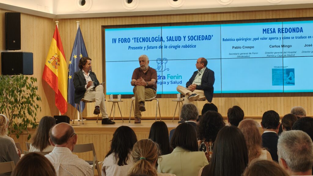 El IV Foro de Tecnología, Salud y Sociedad abordó la cirugía robótica